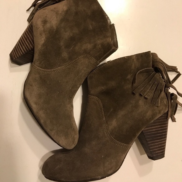 Jessica Simpson Booties - Picture 2 of 6